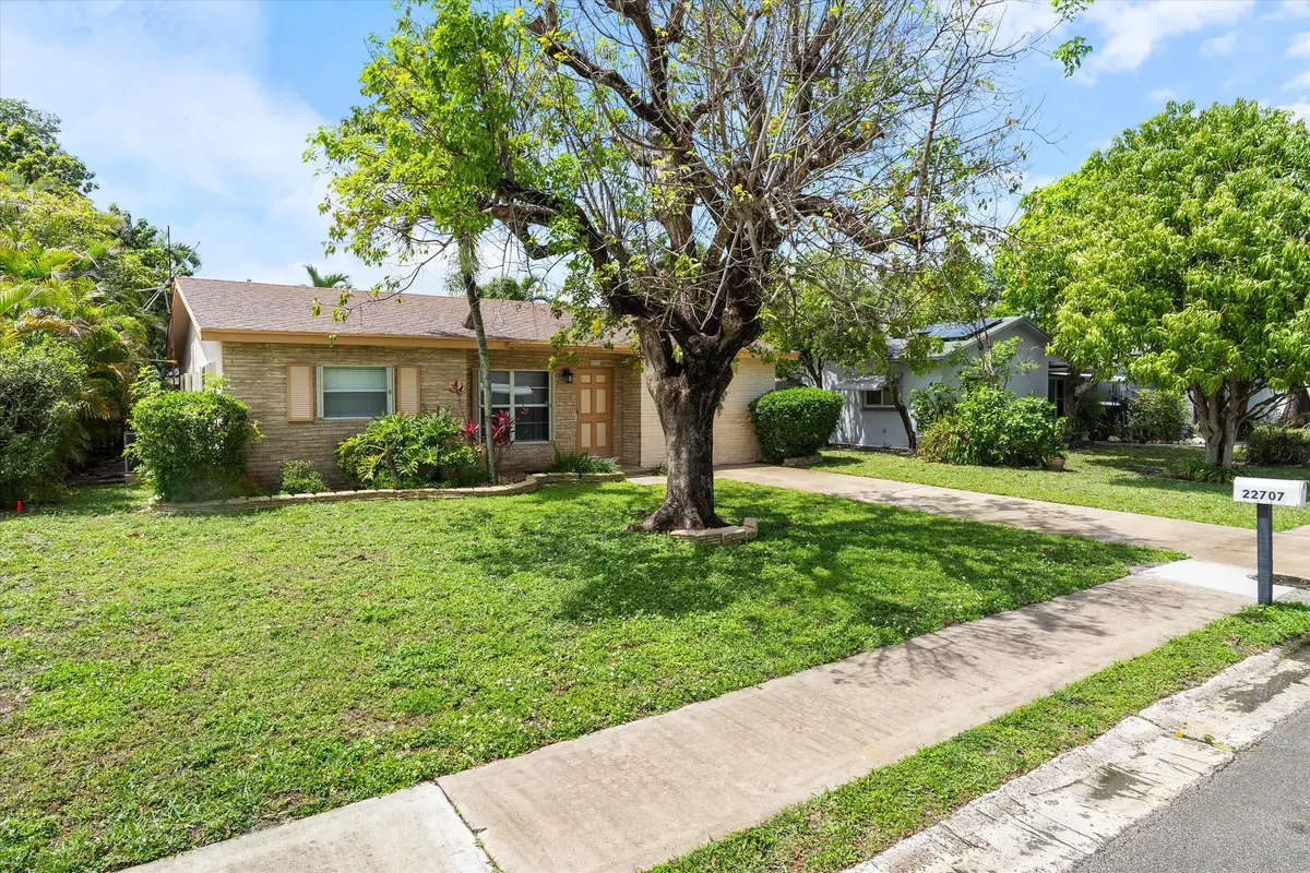 Front of property at 22707 SW 64th Way, Boca Raton