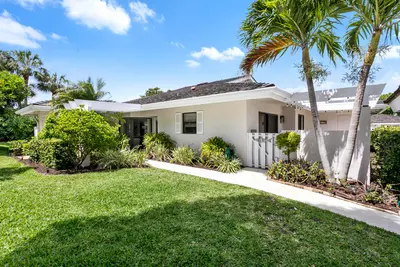 3616 Freshwater Drive, Jupiter – Single Family Residence for sale