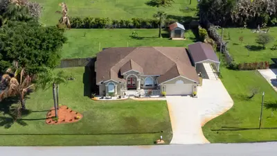 2025 SE Allamanda Drive, Port St. Lucie – sold