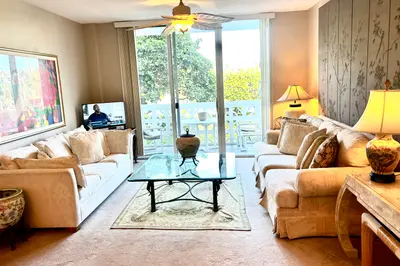 2840 S Ocean Boulevard 2210, Palm Beach – Condominium for rent