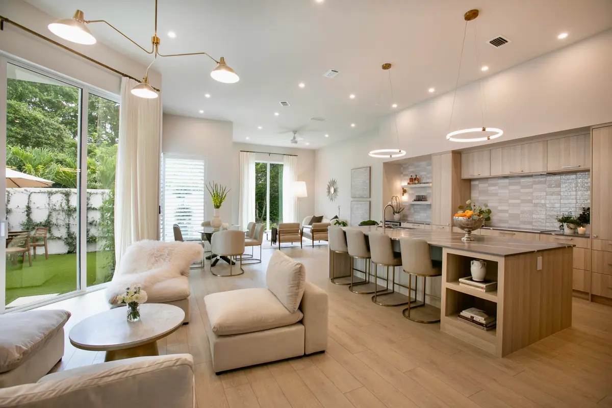 LIVING, COCKTAIL, DINING, KITCHEN AREA at 126 Sunset Cove Lane, Palm Beach Gardens