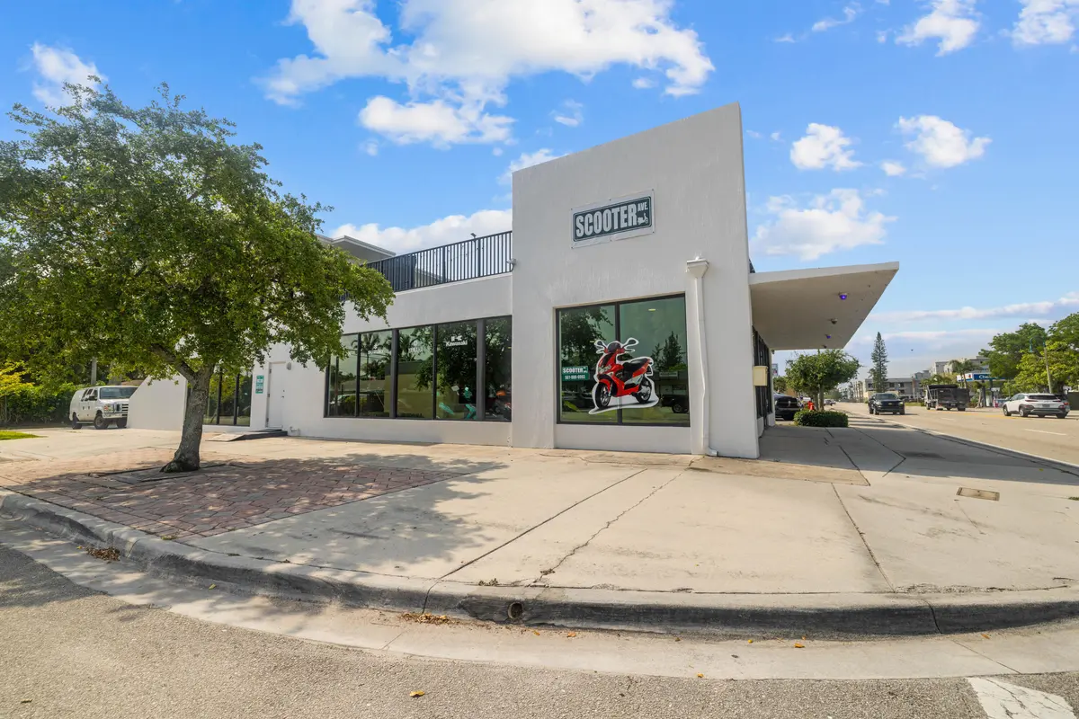 6B0A3704 at 1914 N Dixie Highway, Lake Worth Beach