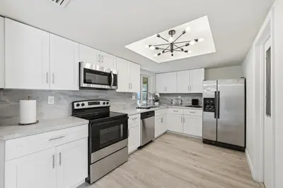 2631 W Golf Boulevard, Pompano Beach – Single Family Residence for sale