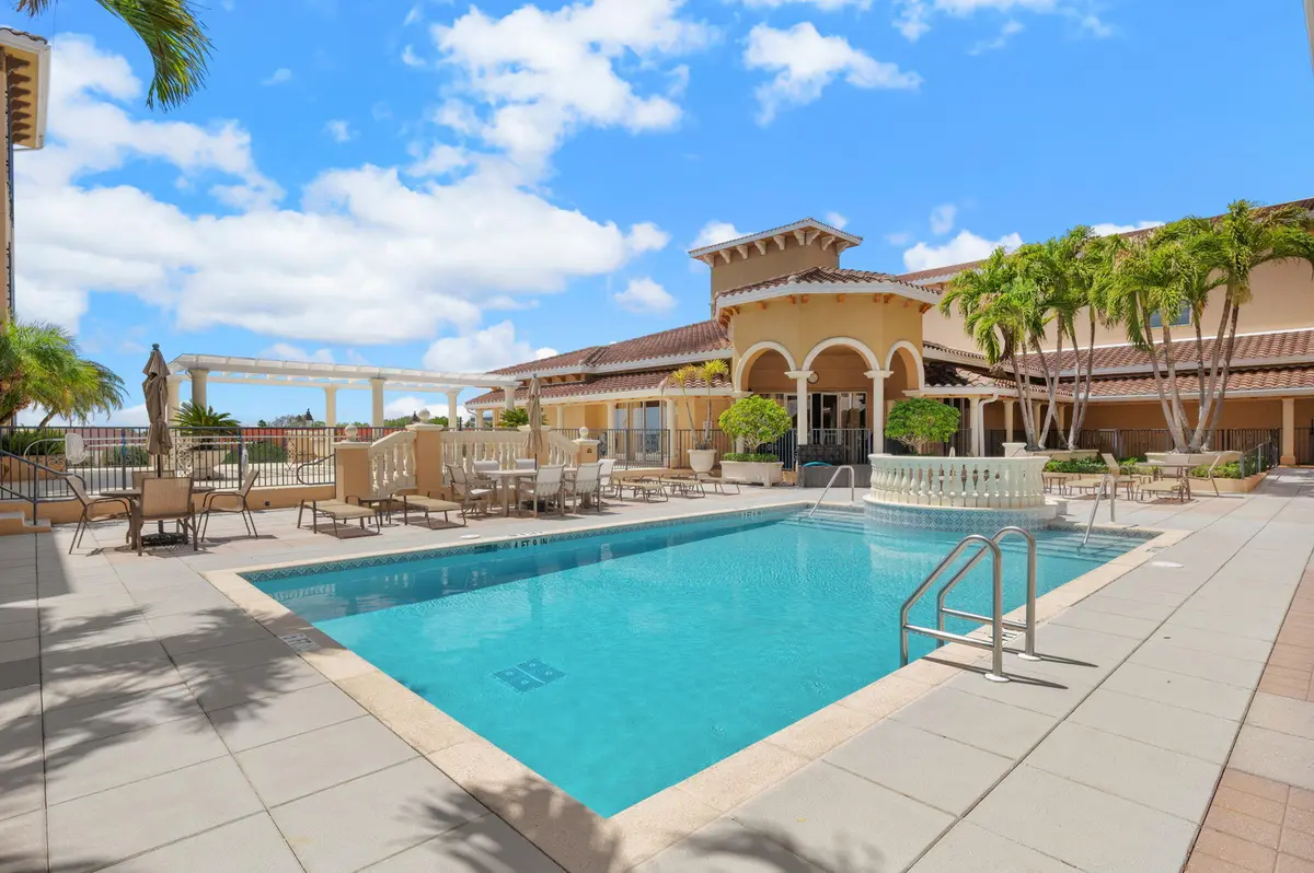 20-web-or-mls-20 Orange Ave 411 - 20 at 20 Orange Avenue Apt 411, Fort Pierce
