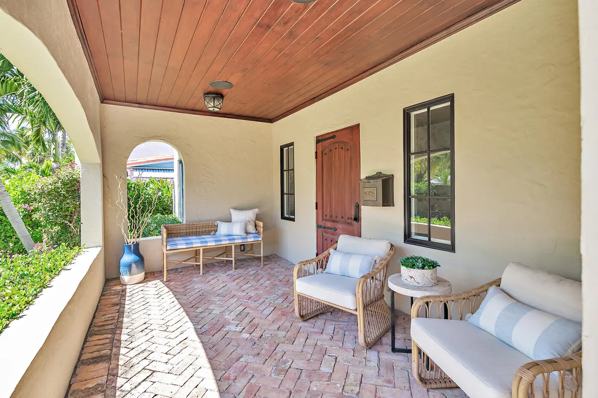 low-8 at 347 Plymouth Road, West Palm Beach