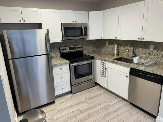 20240910154210881826000000-o at 127 Flanders C, Delray Beach