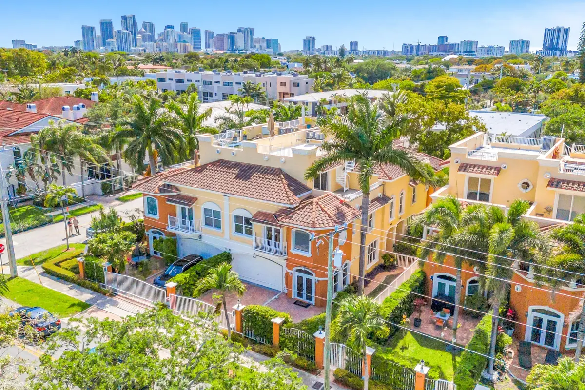 6D766920-71A2-4A27-B19B-D943333BBDAD at 903 NE 17th Way 104, Fort Lauderdale