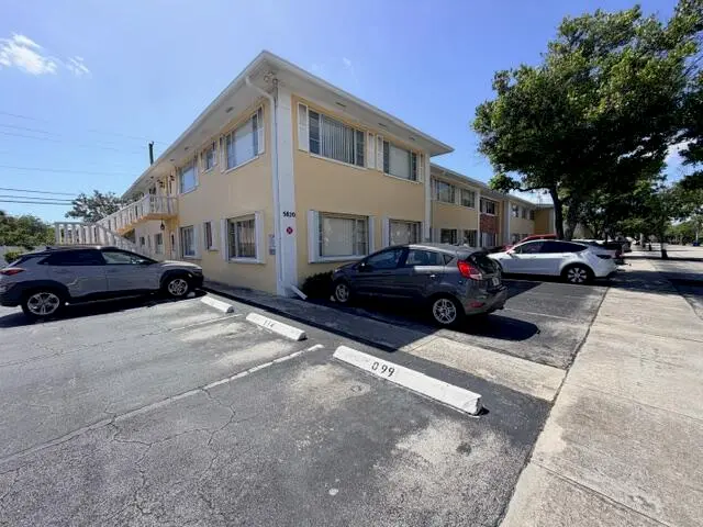 0E9AFFBD-FE82-4B3E-8274-0D7D981645D1 at 5820 NE 22nd Way 629, Fort Lauderdale