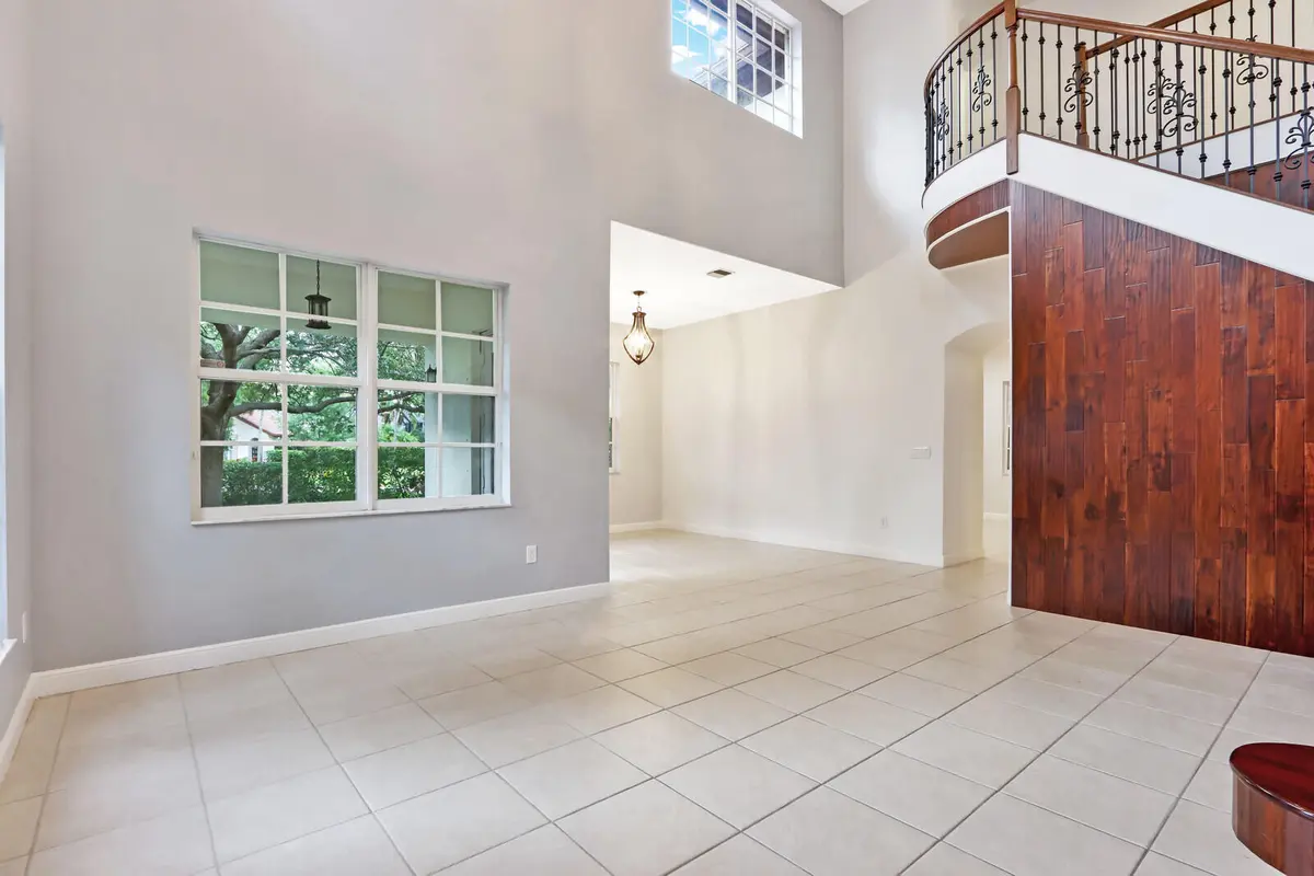 Living Room at 1904 Flower Drive, Palm Beach Gardens