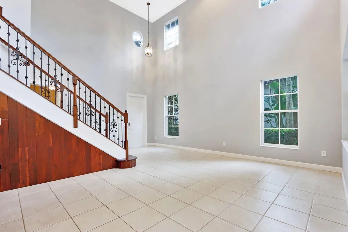Living Room at 1904 Flower Drive, Palm Beach Gardens