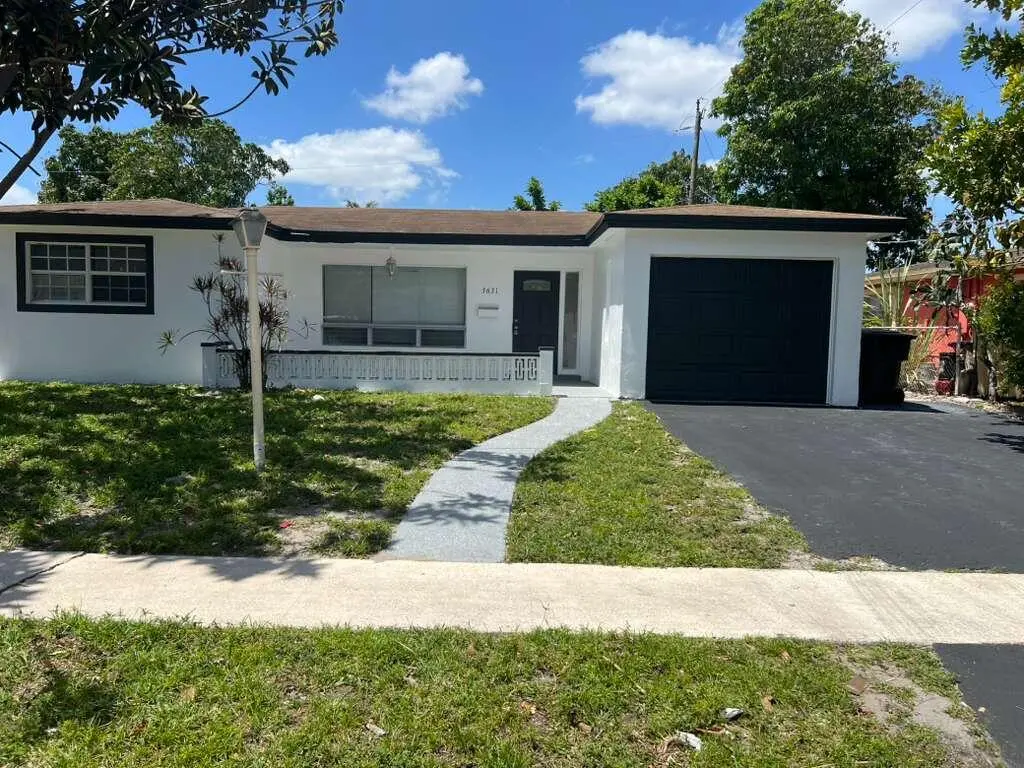 WhatsApp Image 2026-04-13 at 19.23.46 at 3631 NW 33rd Avenue, Lauderdale Lakes