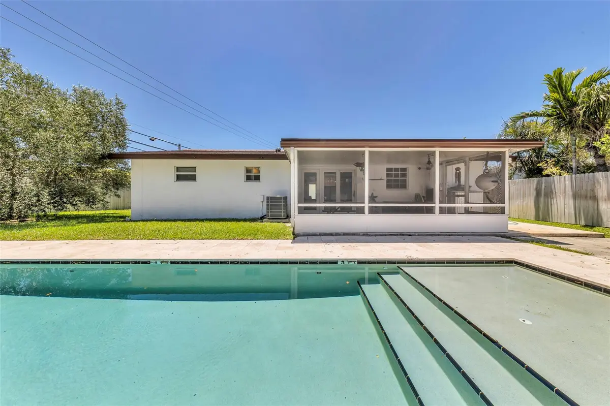 Photo 10 at 3213 Dover Road, Pompano Beach