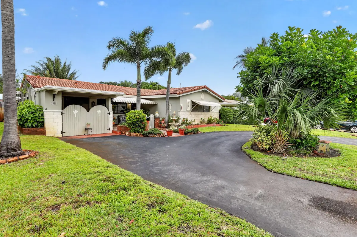 2-web-or-mls-1931-5633 at 1931 NE 27th Street, Lighthouse Point