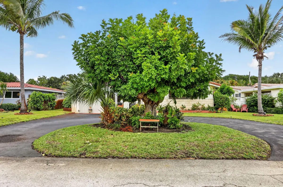 3-web-or-mls-1931-5638 at 1931 NE 27th Street, Lighthouse Point