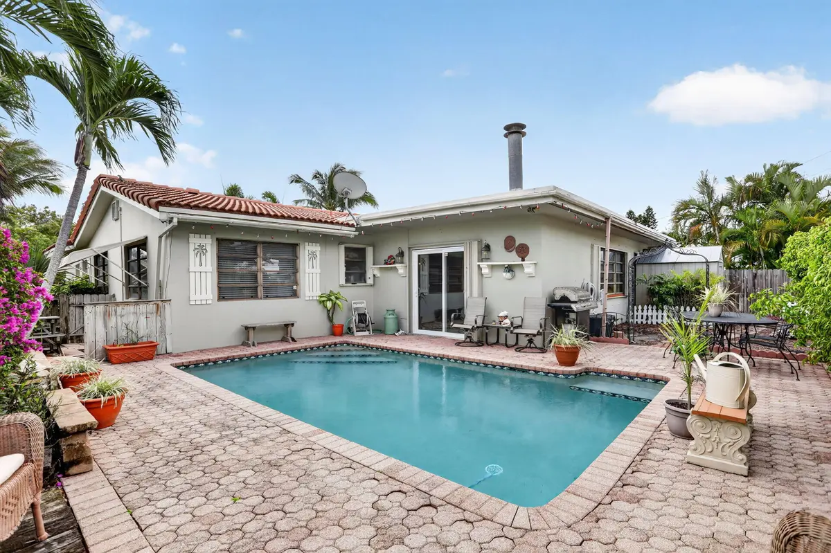 12-web-or-mls-1931-5688 at 1931 NE 27th Street, Lighthouse Point