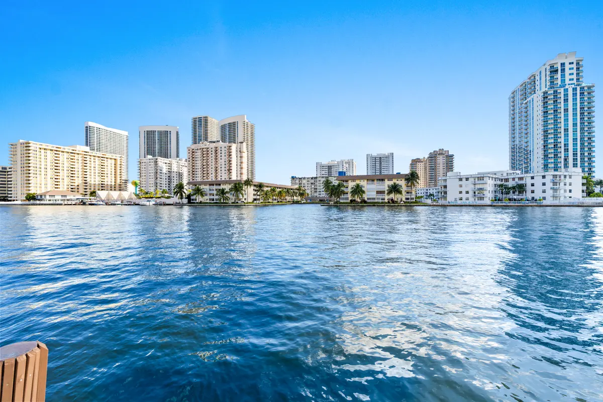 DSC04908 at 121 Golden Isles Drive Ph1, Hallandale Beach