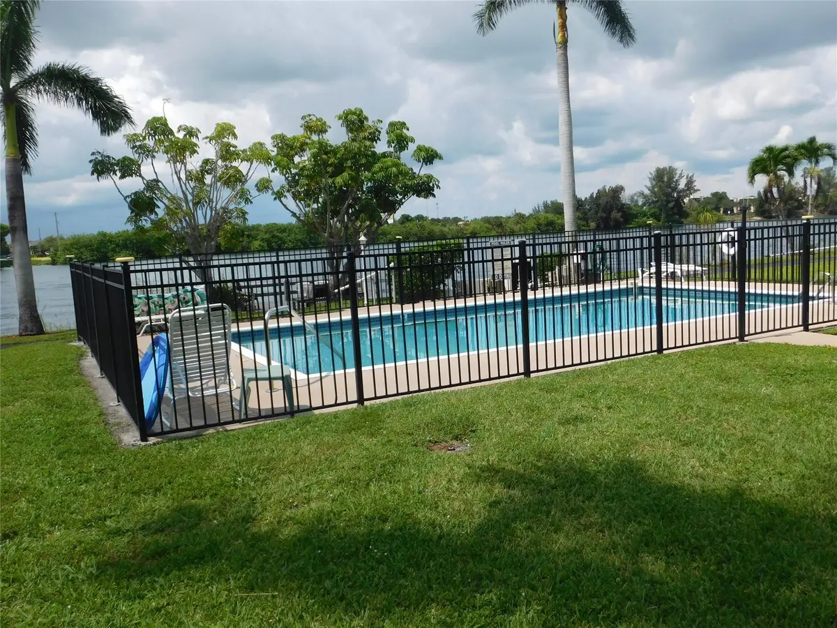 Photo 6 at 960 Crystal Lake Drive 201, Deerfield Beach