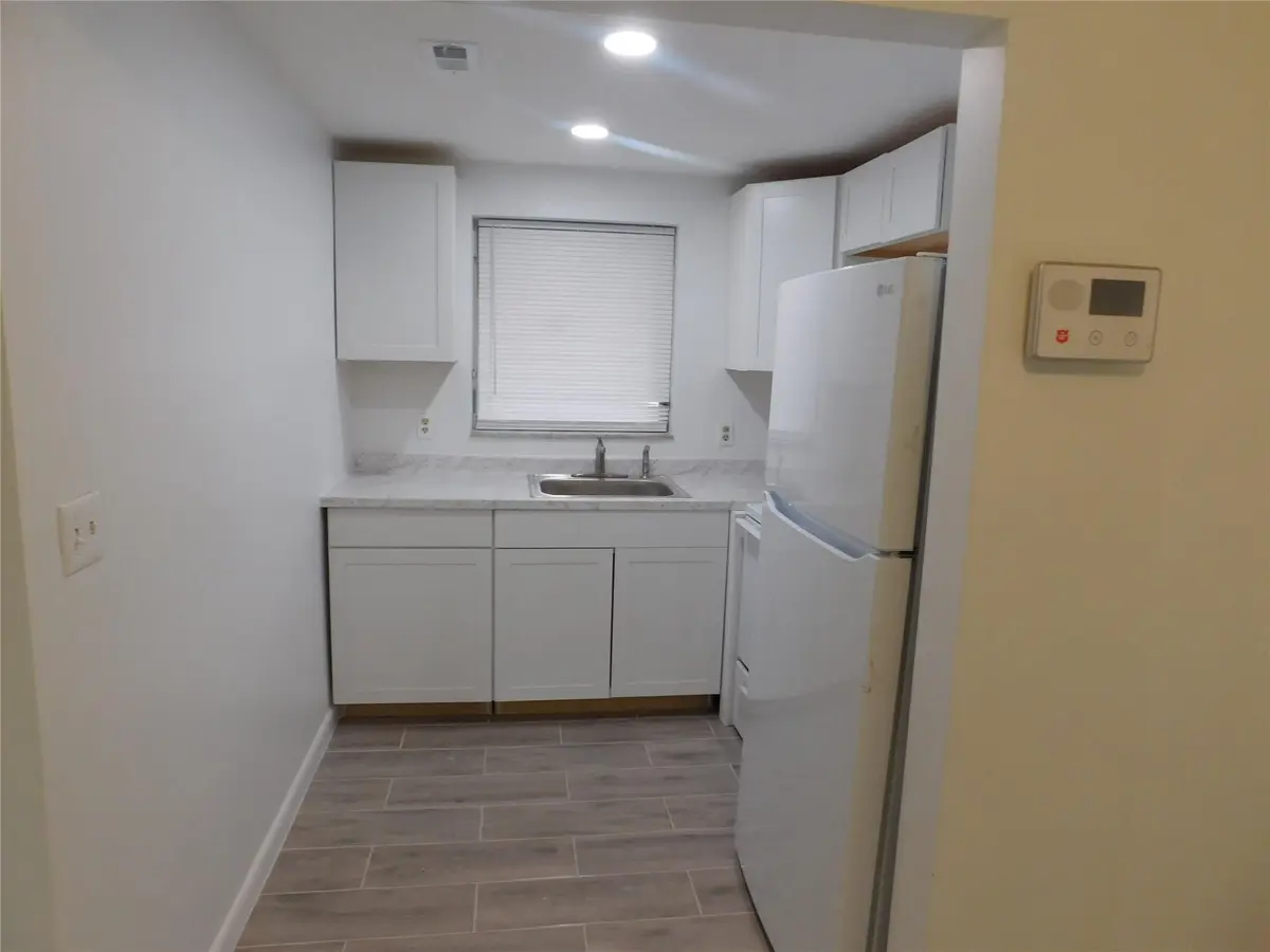 Photo 8 at 960 Crystal Lake Drive 201, Deerfield Beach