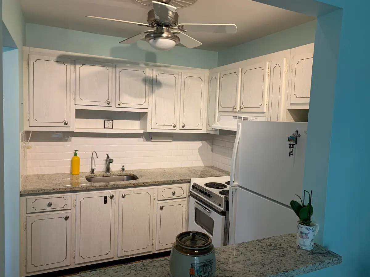 AtOJCwEXSS+n%QXhsoZvEw at 100 S South Boulevard 1c, Boynton Beach