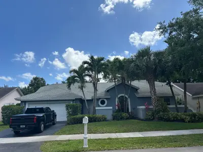 5124 NW 42nd Terrace, Coconut Creek – sold