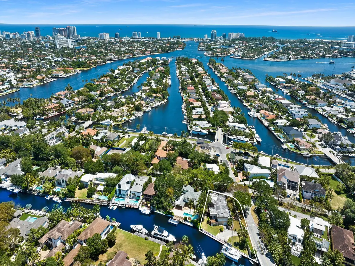 Photo 5 at 1401 SE 9th Street, Fort Lauderdale
