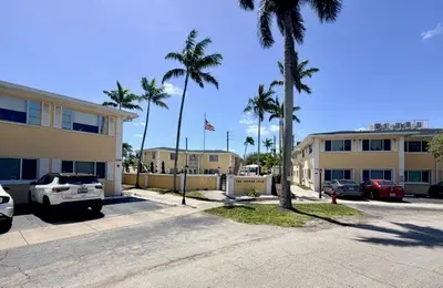 5820 NE 22nd Way 629, Fort Lauderdale – Condominium for sale