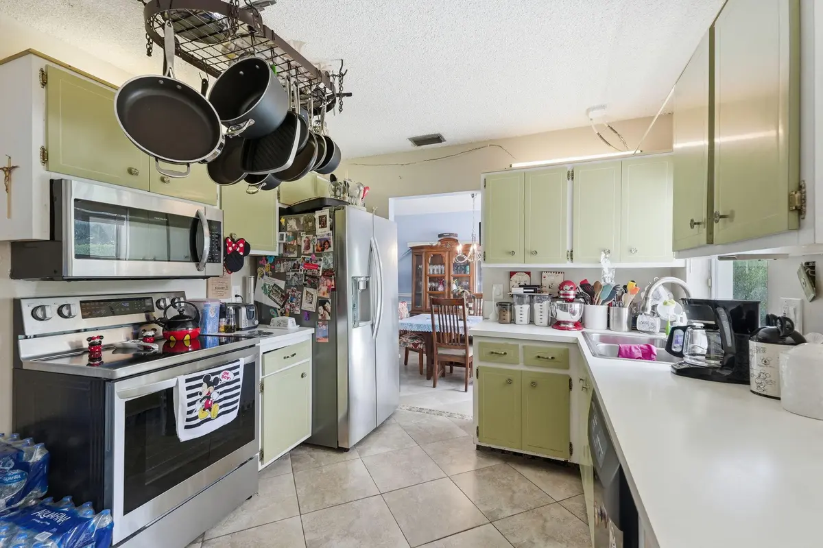 Kitchen at 237 Porter Place, West Palm Beach