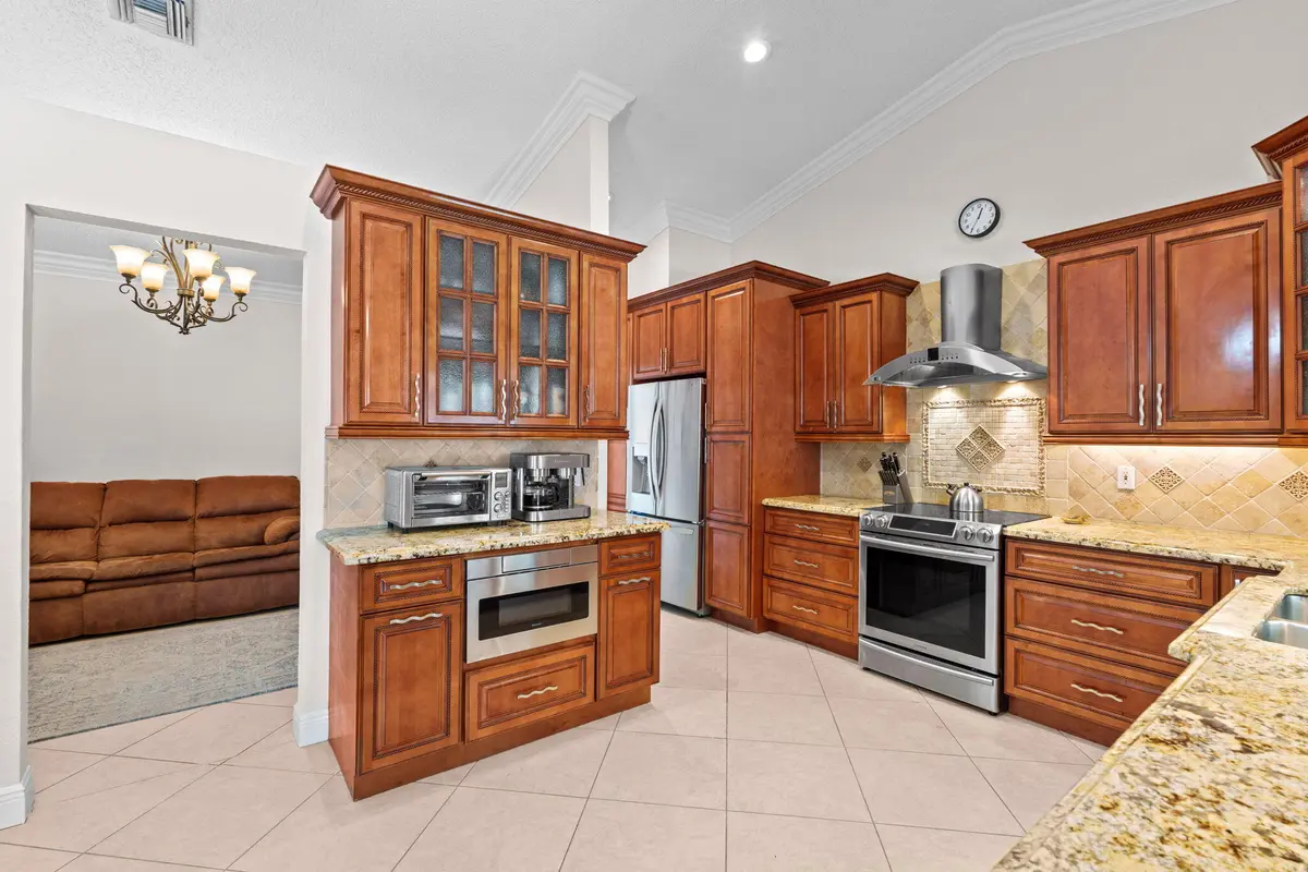 17-web-or-mls-A7409593 at 5260 NW 98th Lane, Coral Springs