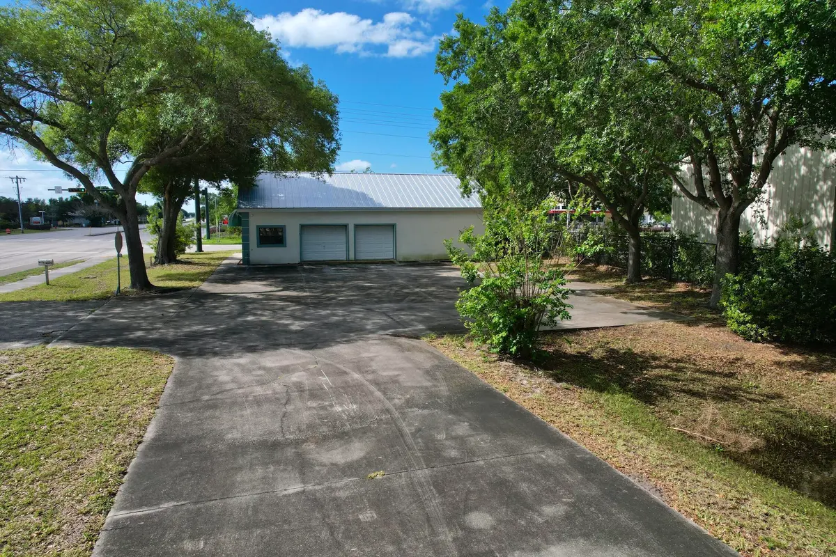 A1 at 4505 Us Highway 1 Highway, Vero Beach