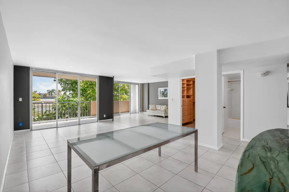 8-web-or-mls-DSC_8715 at 3581 S Ocean Boulevard 3c, South Palm Beach