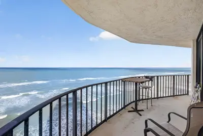 5420 N Ocean Drive 1201, Singer Island – Condominium for sale