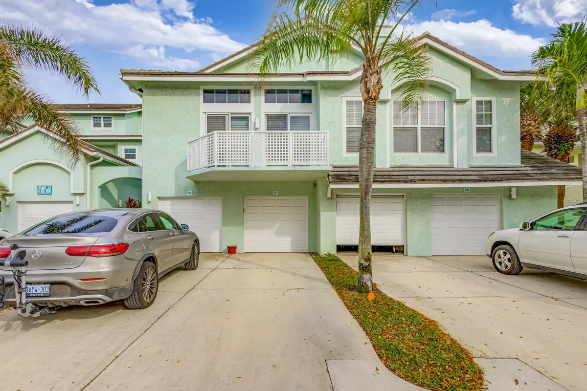 Exterior at 207 Mainsail Circle, Jupiter