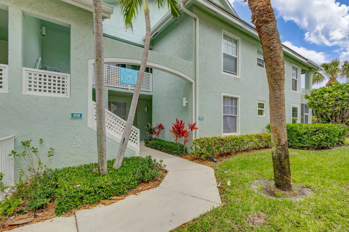 Exterior at 207 Mainsail Circle, Jupiter