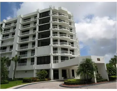 20320 Fairway Oaks Drive  373, Boca Raton – sold