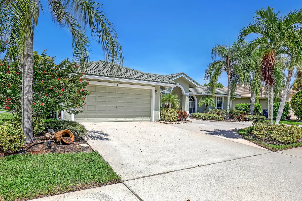 Front at 133 Black Olive Crescent, Royal Palm Beach