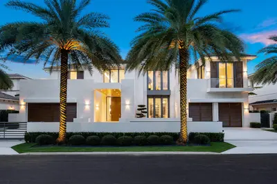249 W Alexander Palm Road, Boca Raton – Single Family Residence for sale