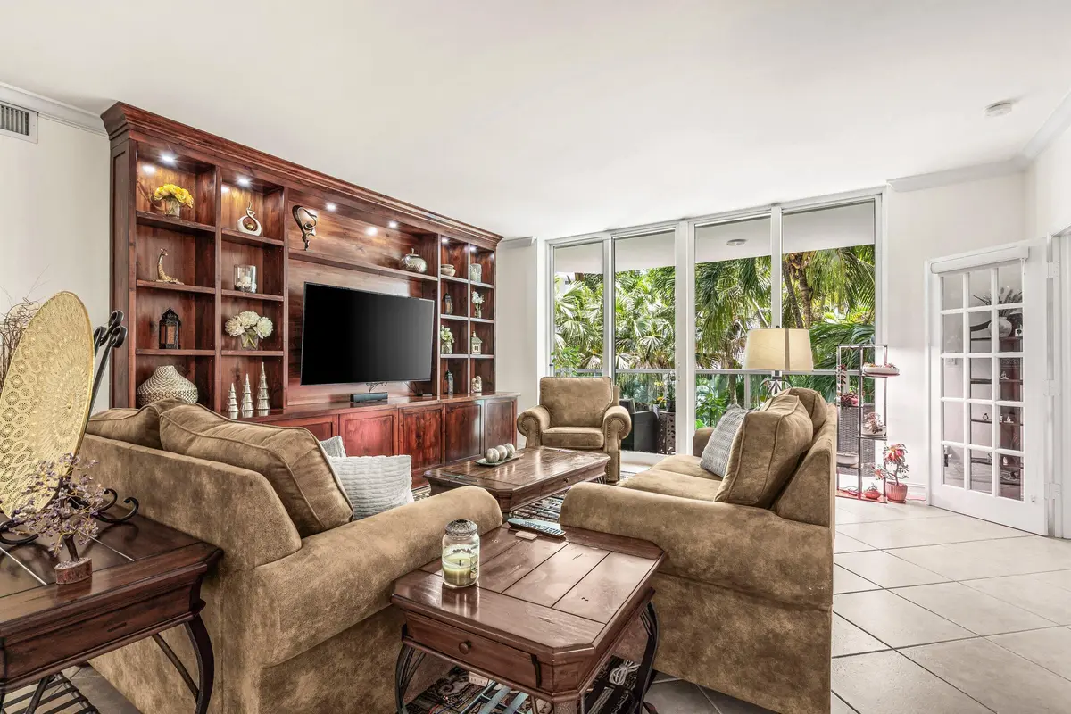 500 SE Mizner Boulevard A209 Boca Raton at 500 SE Mizner Boulevard A209, Boca Raton