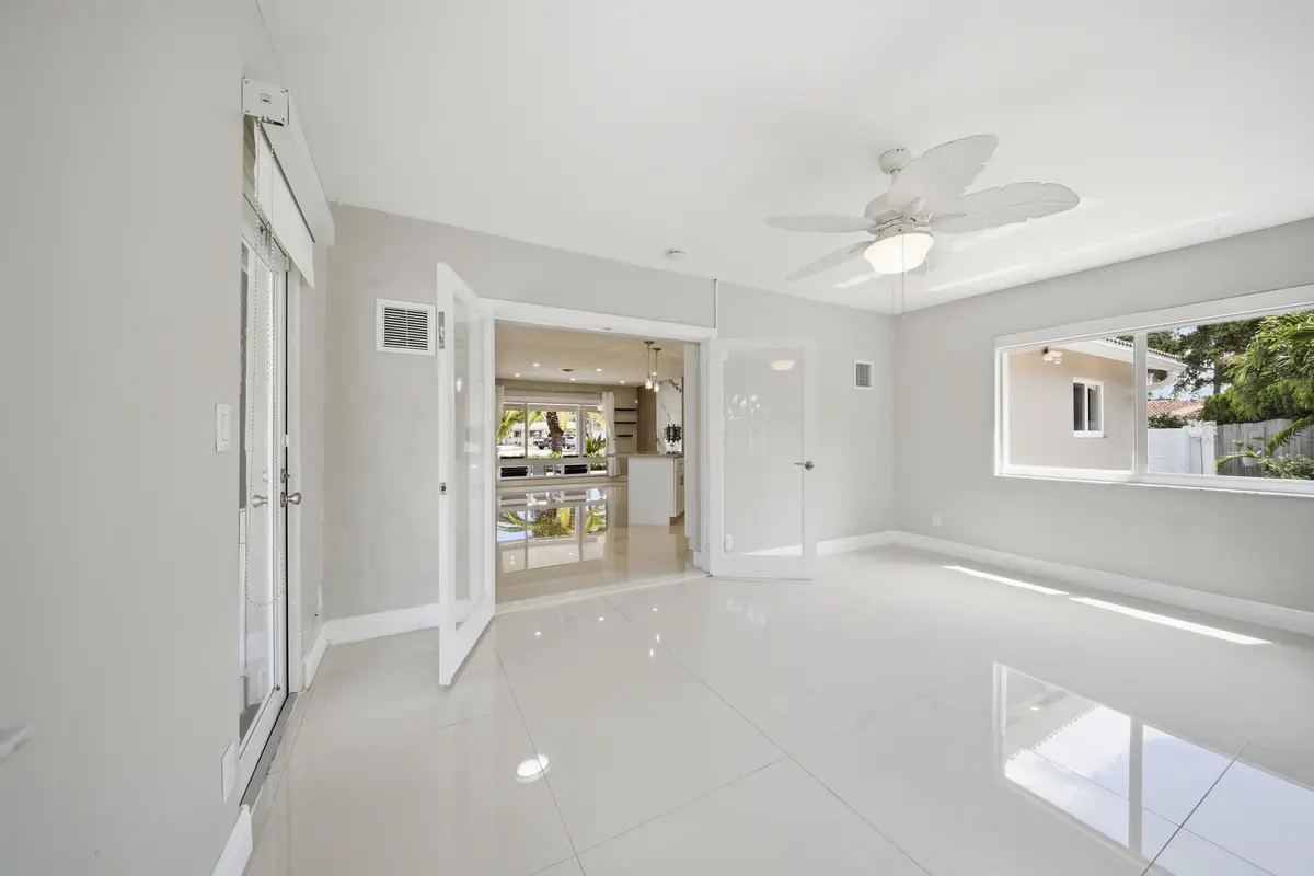 _30A9758 at 5031 NE 23rd Terrace, Lighthouse Point