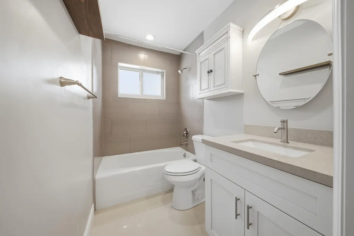 _30A9785 at 5031 NE 23rd Terrace, Lighthouse Point