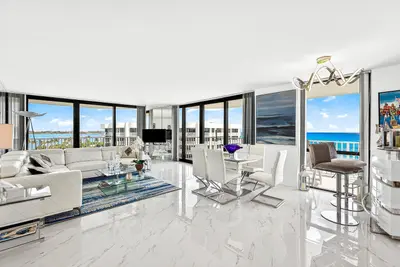 3360 S Ocean Boulevard, Palm Beach – Condominium for sale