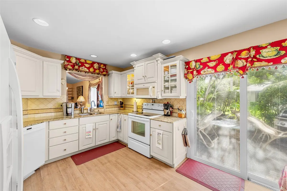 Photo 6 at 6809 SE Yorktown Drive, Hobe Sound