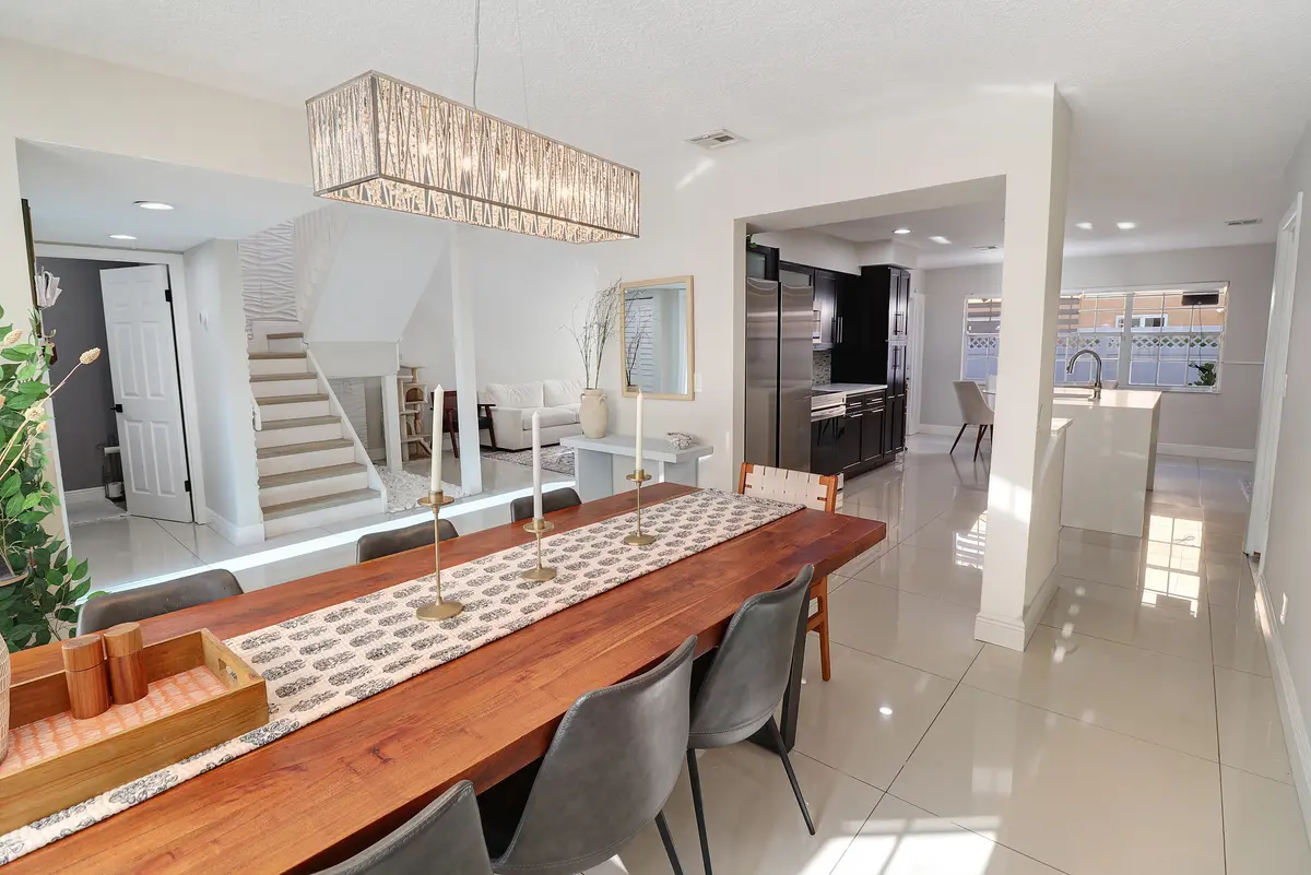 b2IMG_9482 at 11303 Lakeview Drive 8-m, Coral Springs