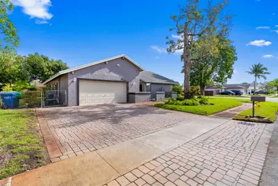 8701 NW 47th Court, Lauderhill – sold