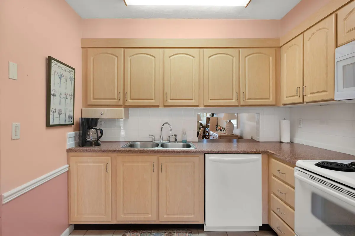 Kitchen at 945 Savannas Point Drive B, Fort Pierce