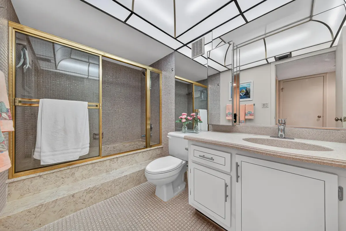 yager-10 at 16325 Golf Club Road 302, Weston