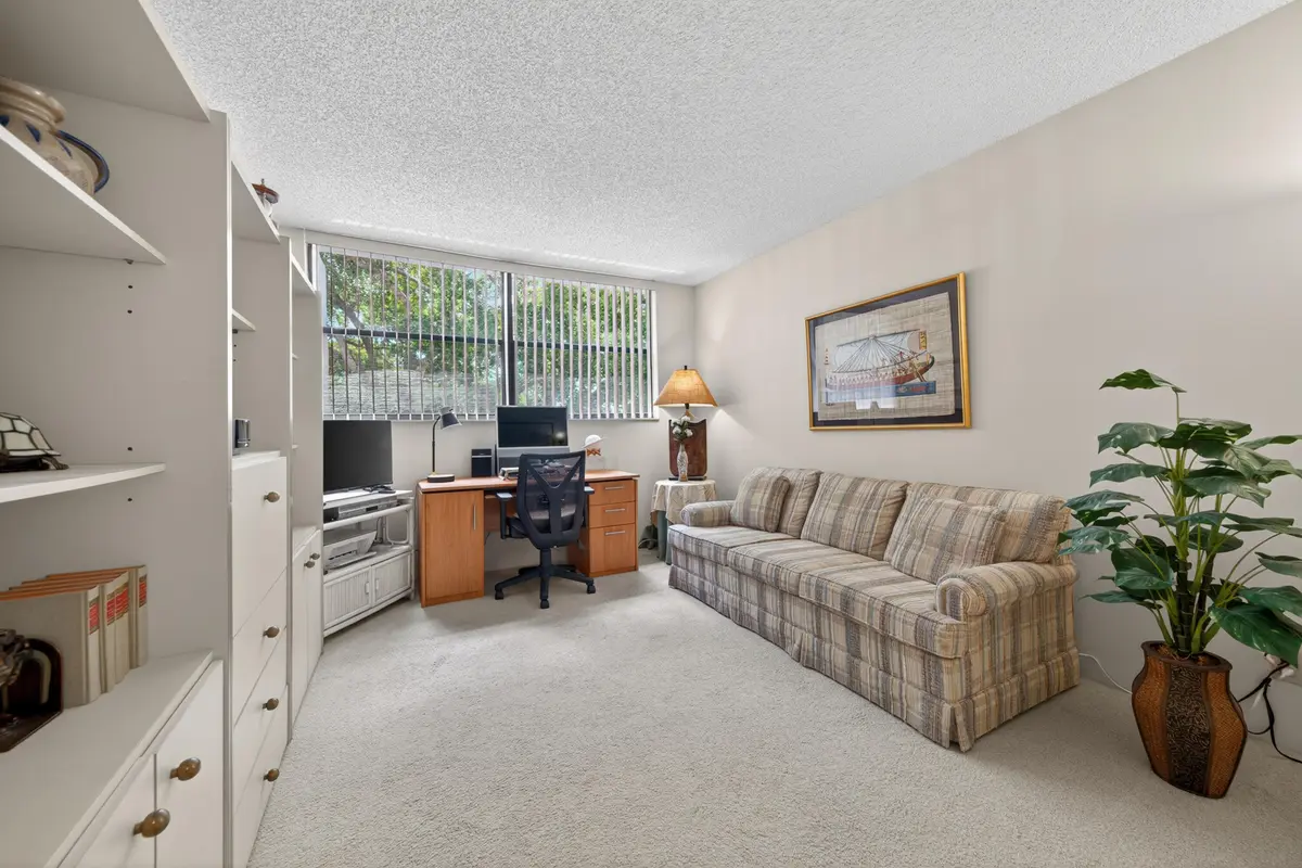 yager-12 at 16325 Golf Club Road 302, Weston