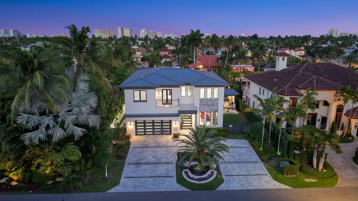146-web-or-mls-DJI_20260413195930_0160_D at 334 Isle Of Capri Drive, Fort Lauderdale