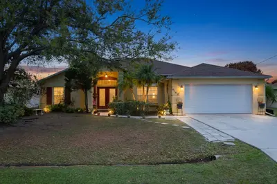 6162 NW Gatun Drive, Port St. Lucie – sold