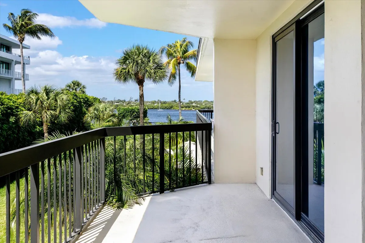 View at 2778 S Ocean Boulevard 203s, Palm Beach