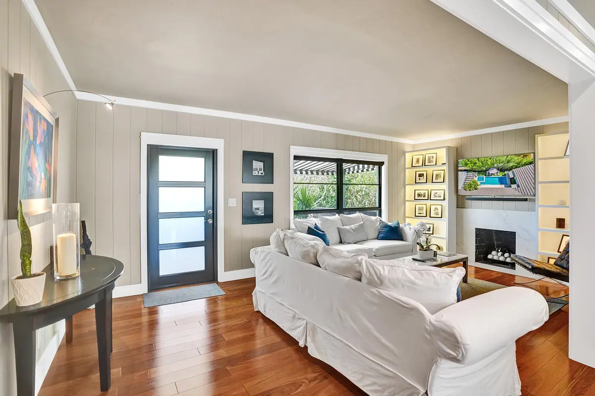 Living Room at 246 N Swinton Avenue, Delray Beach